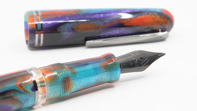 Gioia | Metis Fountain Pen | Iride Black | Medium Nib