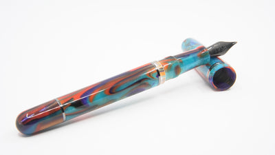 Gioia | Metis Fountain Pen | Iride Black | Medium Nib