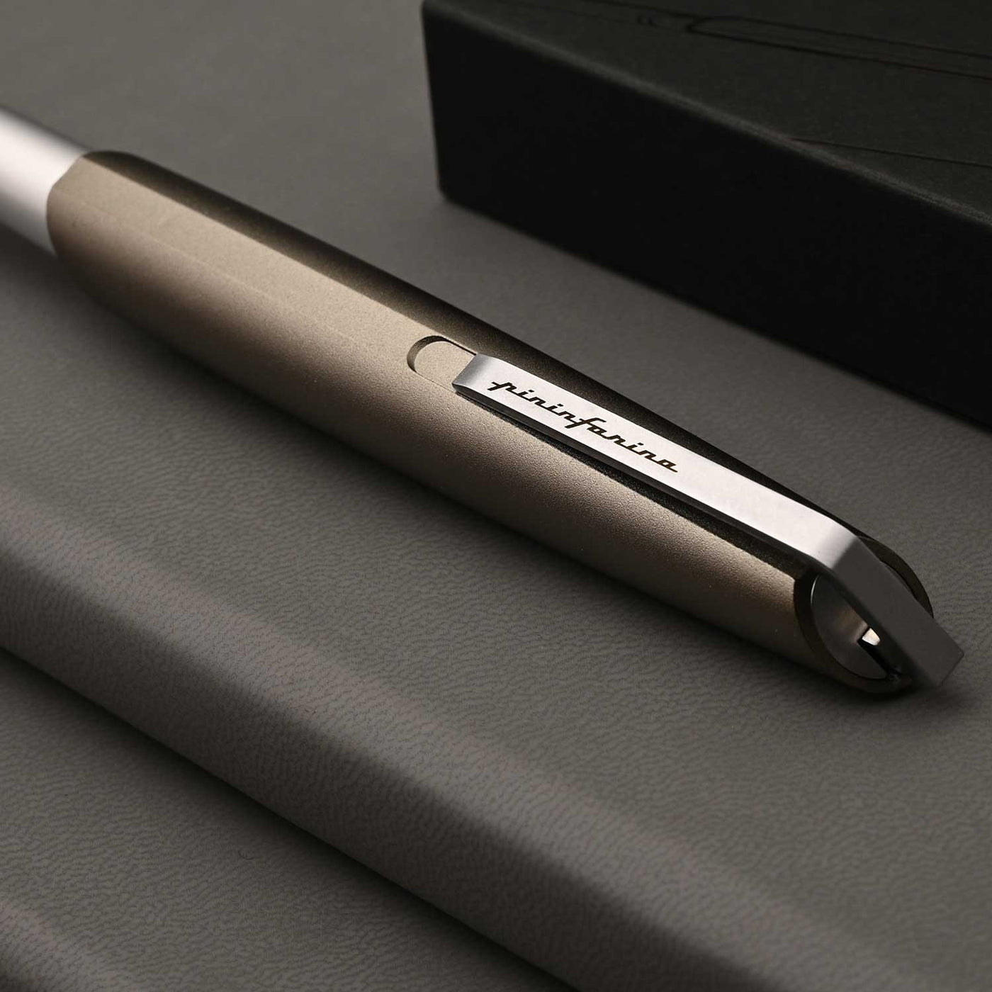Pininfarina | Pf Go | Fountain pen | Titanio