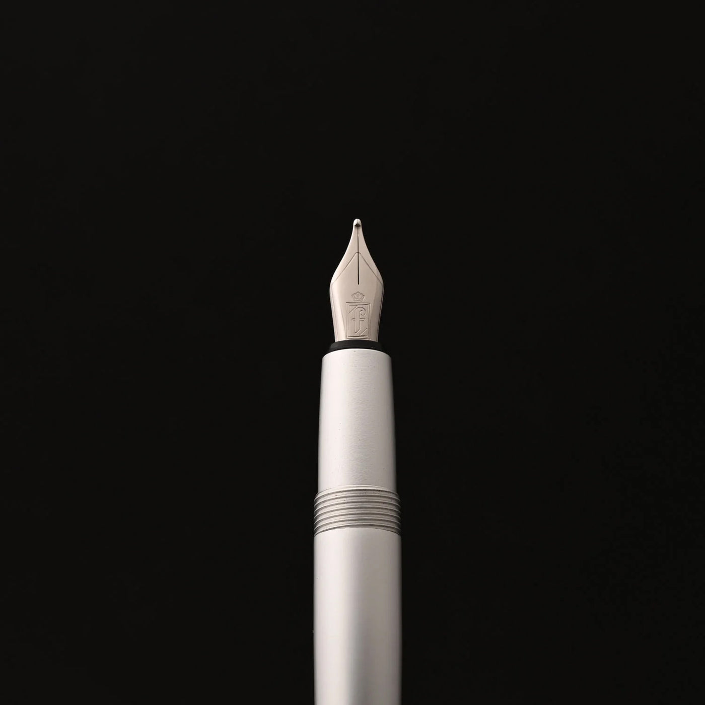 Pininfarina | Pf Go | Fountain pen | Titanio