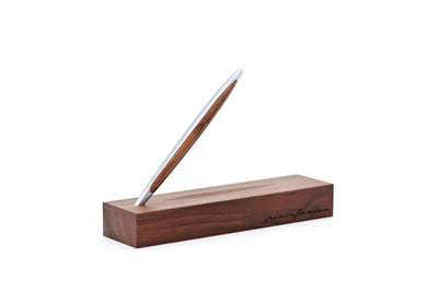 Pininfarina | Cambiano | Aluminium | Classic  Ethergraf metal alloy tip | Solid Wood Desk Stand