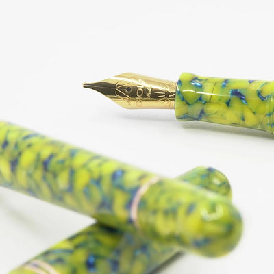 Gioia | Metis Fountain Pen | Colibri Gold | Broad Nib