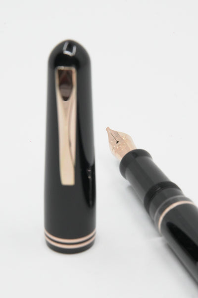 GIOIA | Metis | Fountain Pen | Classic | Black | Rose Gold