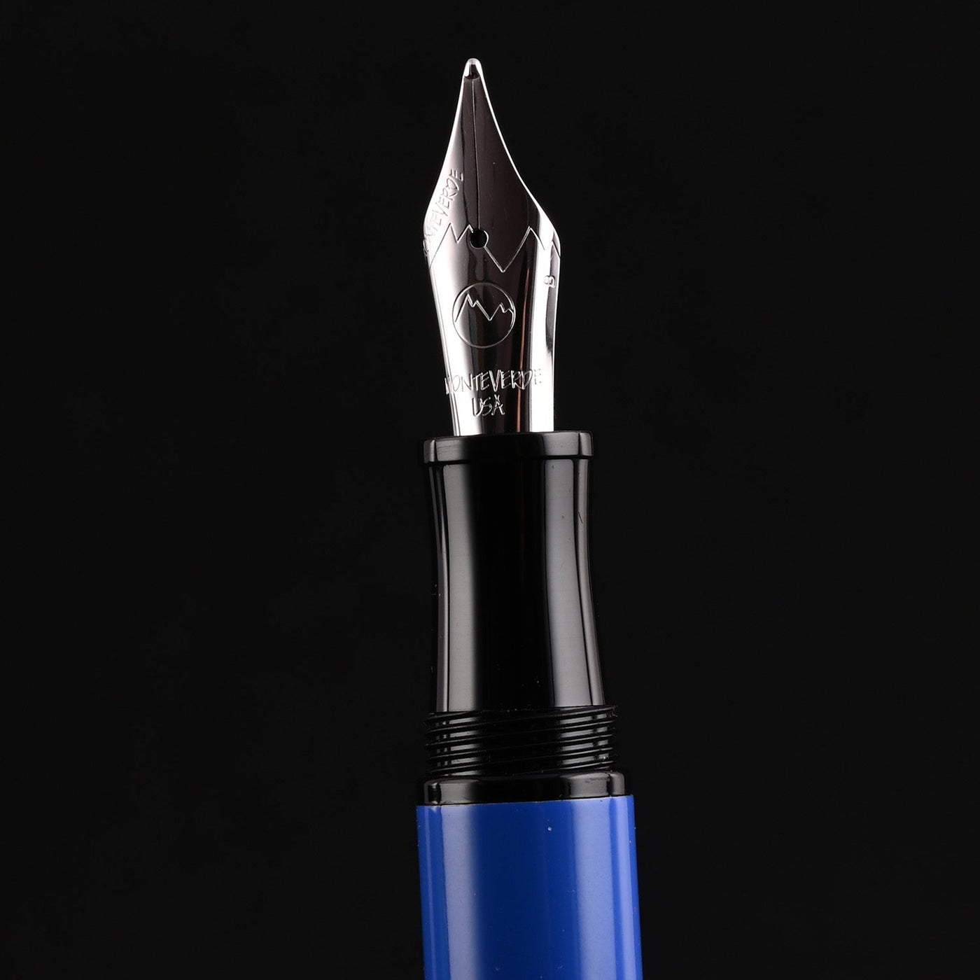 Monteverde Aldo Domani Italia Fountain Pen - Exotic Blue CT - penpencilink