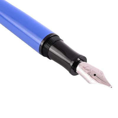 Monteverde Aldo Domani Italia Fountain Pen - Exotic Blue CT - penpencilink