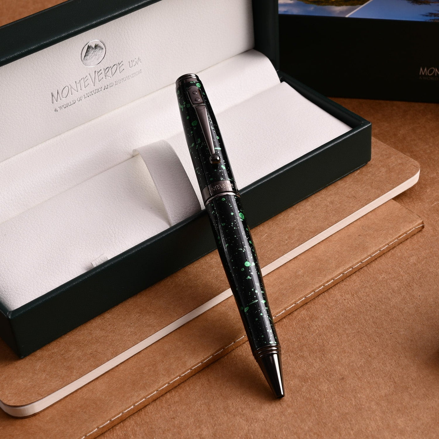 Monteverde Invincia Vega Ball Pen - Starlight Green - penpencilink