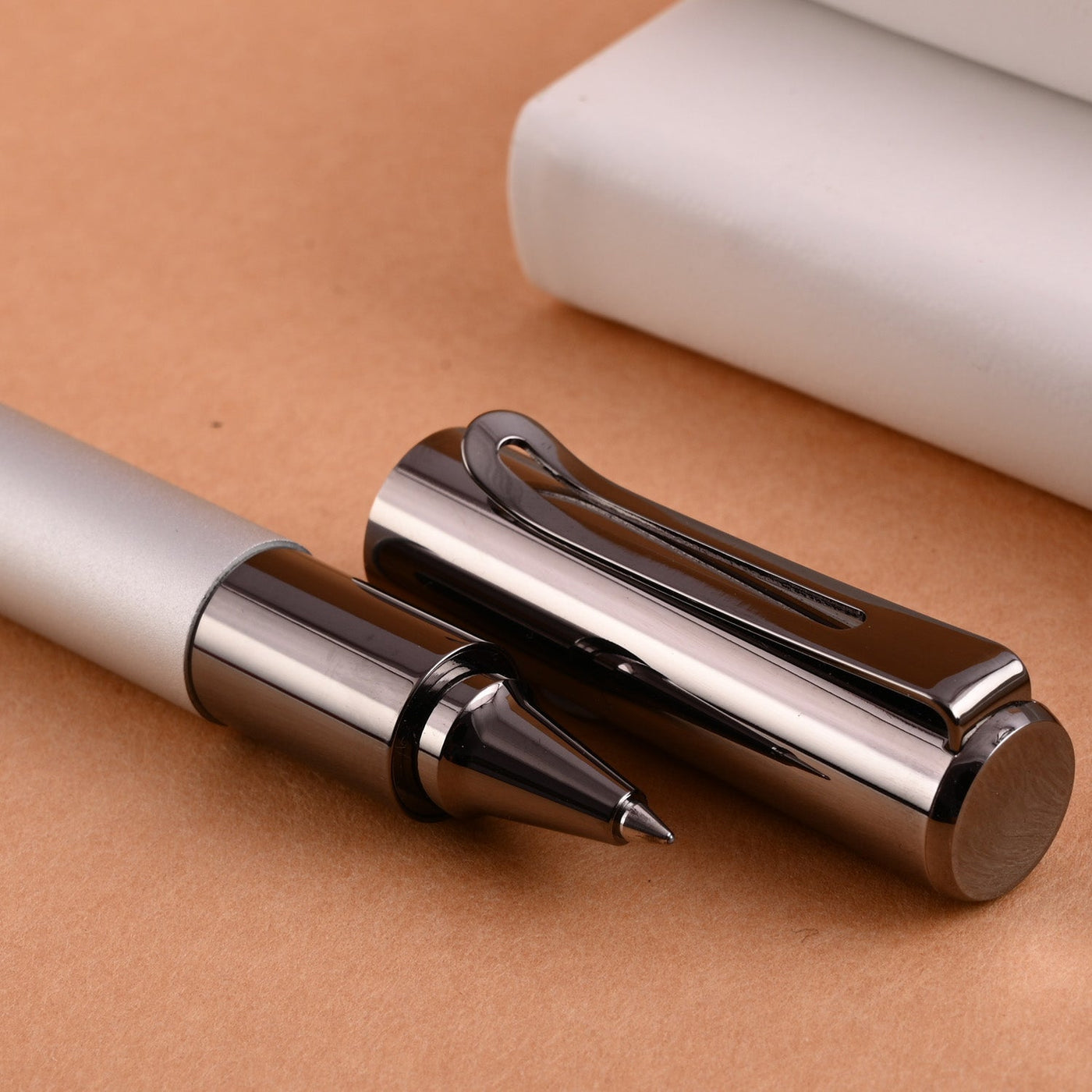 Monteverde Ritma Roller Ball Pen - Silver - penpencilink