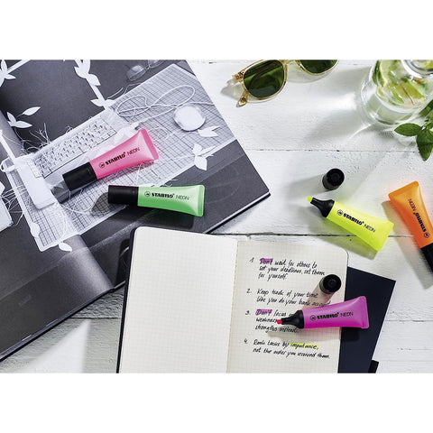 Stabilo | Neon Highlighter Pen | Green Pack Of 3