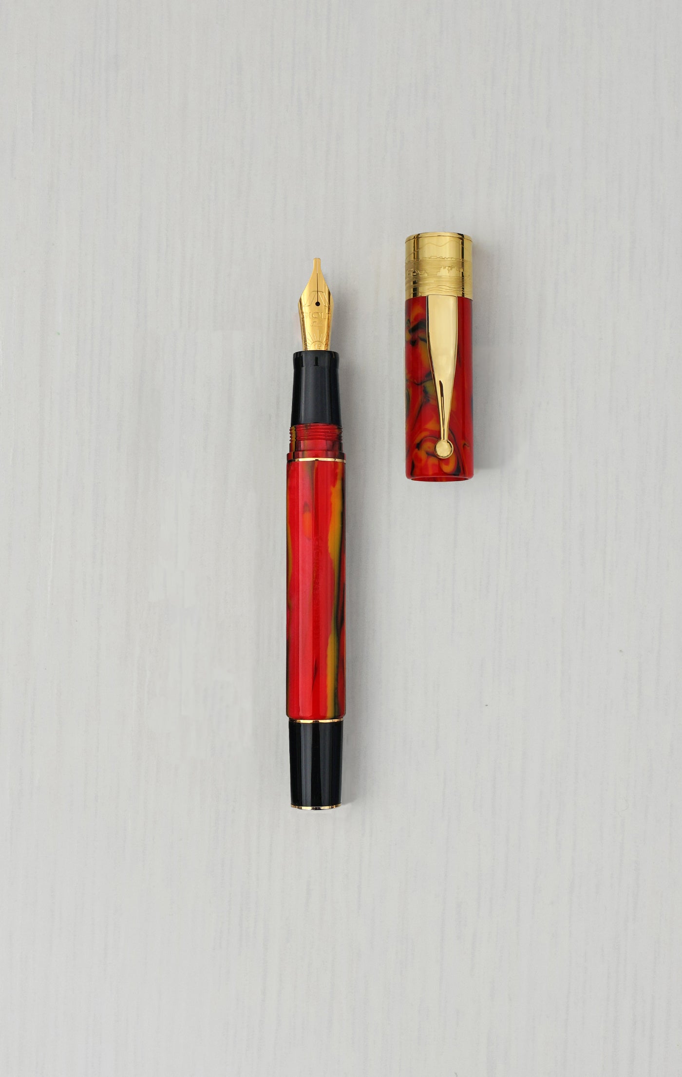 Gioia | Fountain Pen & Rollerball Pen | Partenope | Fiamma Flame GT